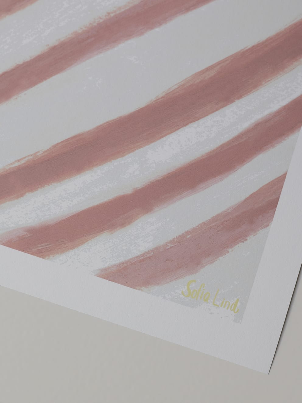 Sofia_Lind_Still_Waiting_Details_Low_Res