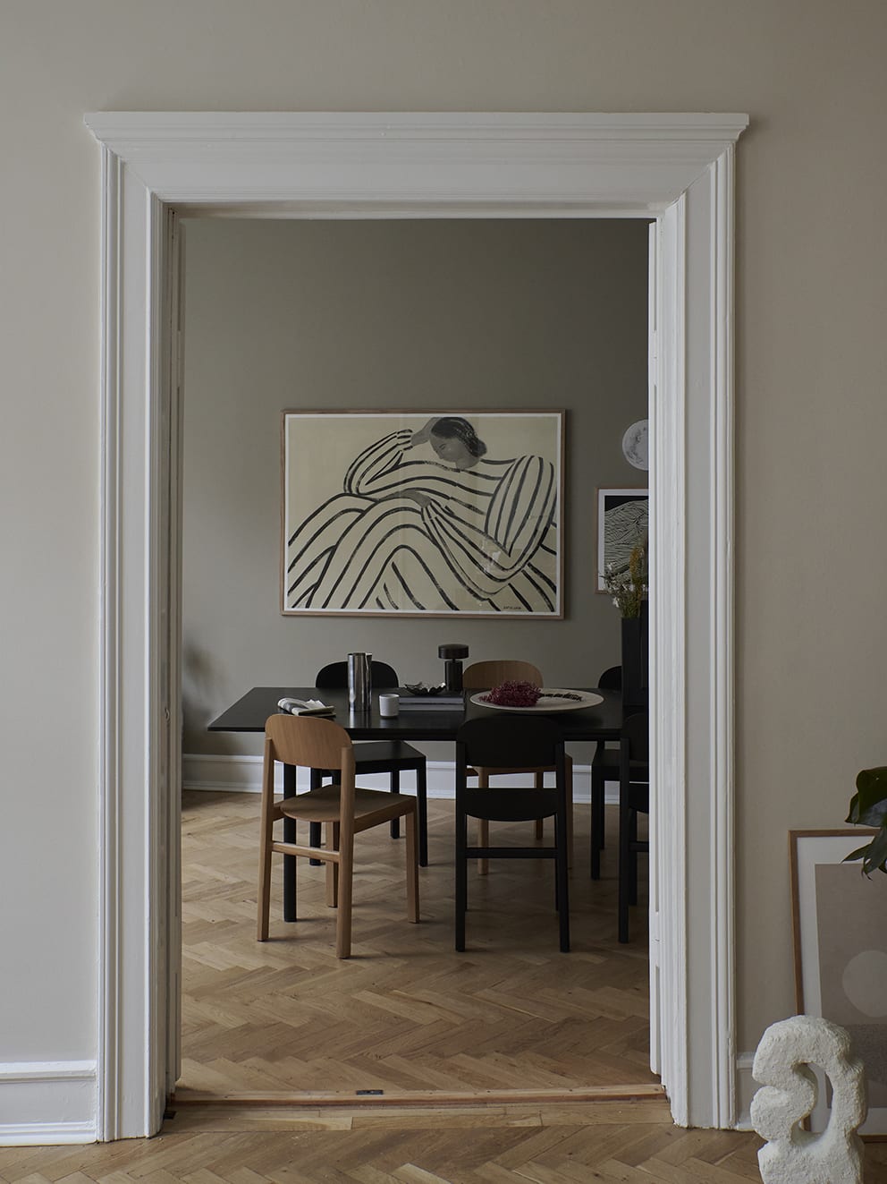 Sofia_Lind_Waiting_Lifestyle3_Low_Res