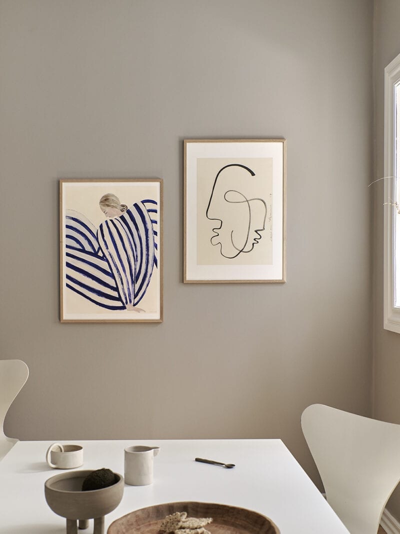 Sofia_Lind_Blue_Stripe_At_Concorde_Lifestyle_03_Low_Res-800x1067_2