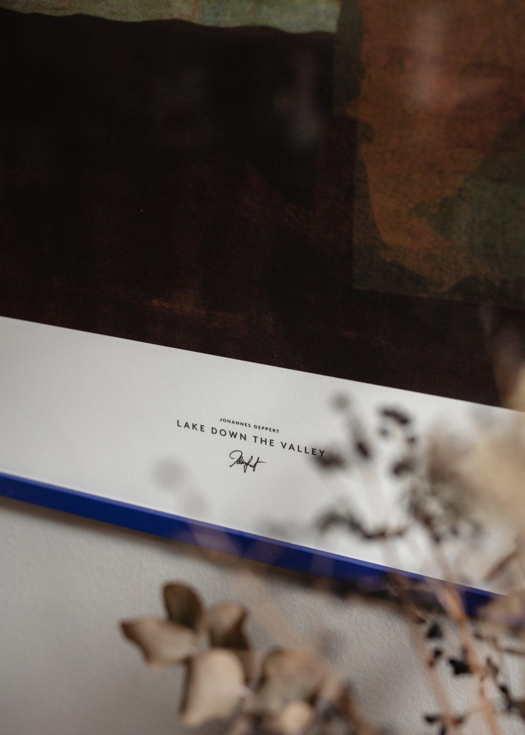 Johannes_Geppert_Lake_Down_The_Valley_Close_Up_Low_Res