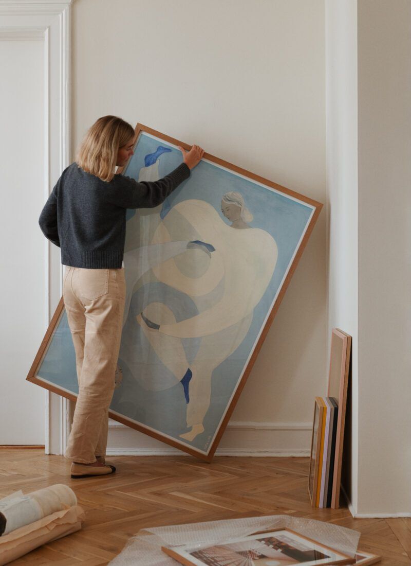 Sofia_Lind_Hold_You_Blue_X_Large_Low_Res-800x1100