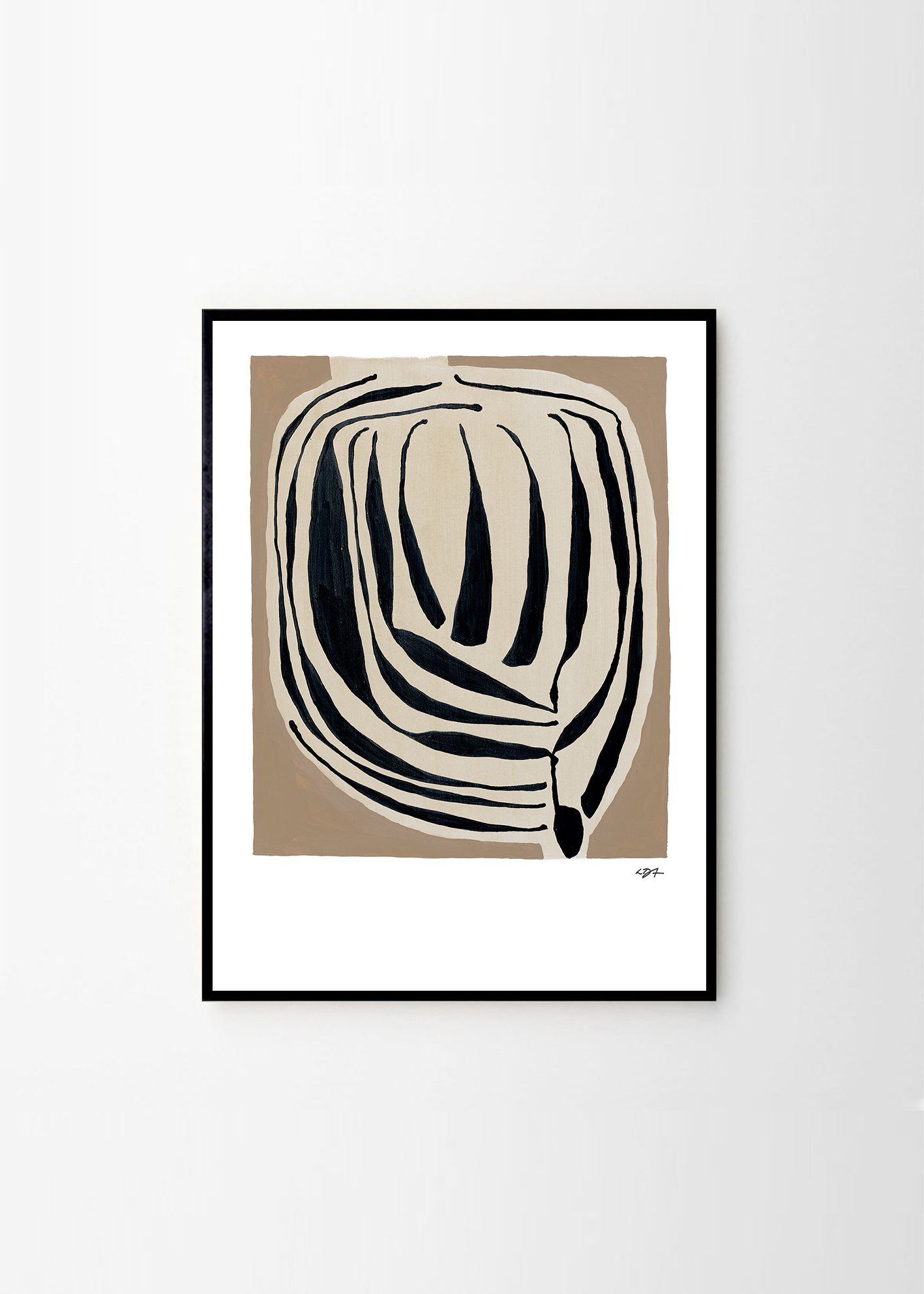 Leise_Dich_Abrahamsen_Layered_Frame_Black_Oak_Low_Res