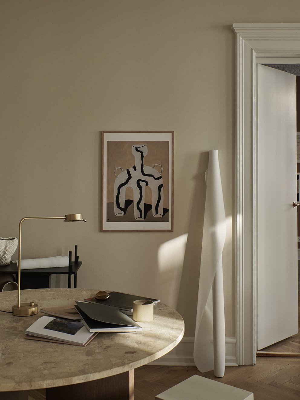 Studio_Paradissi_Veins_01_Lifestyle_Low_Res